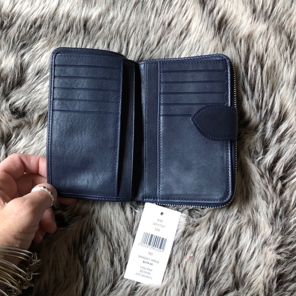 champ wallet
